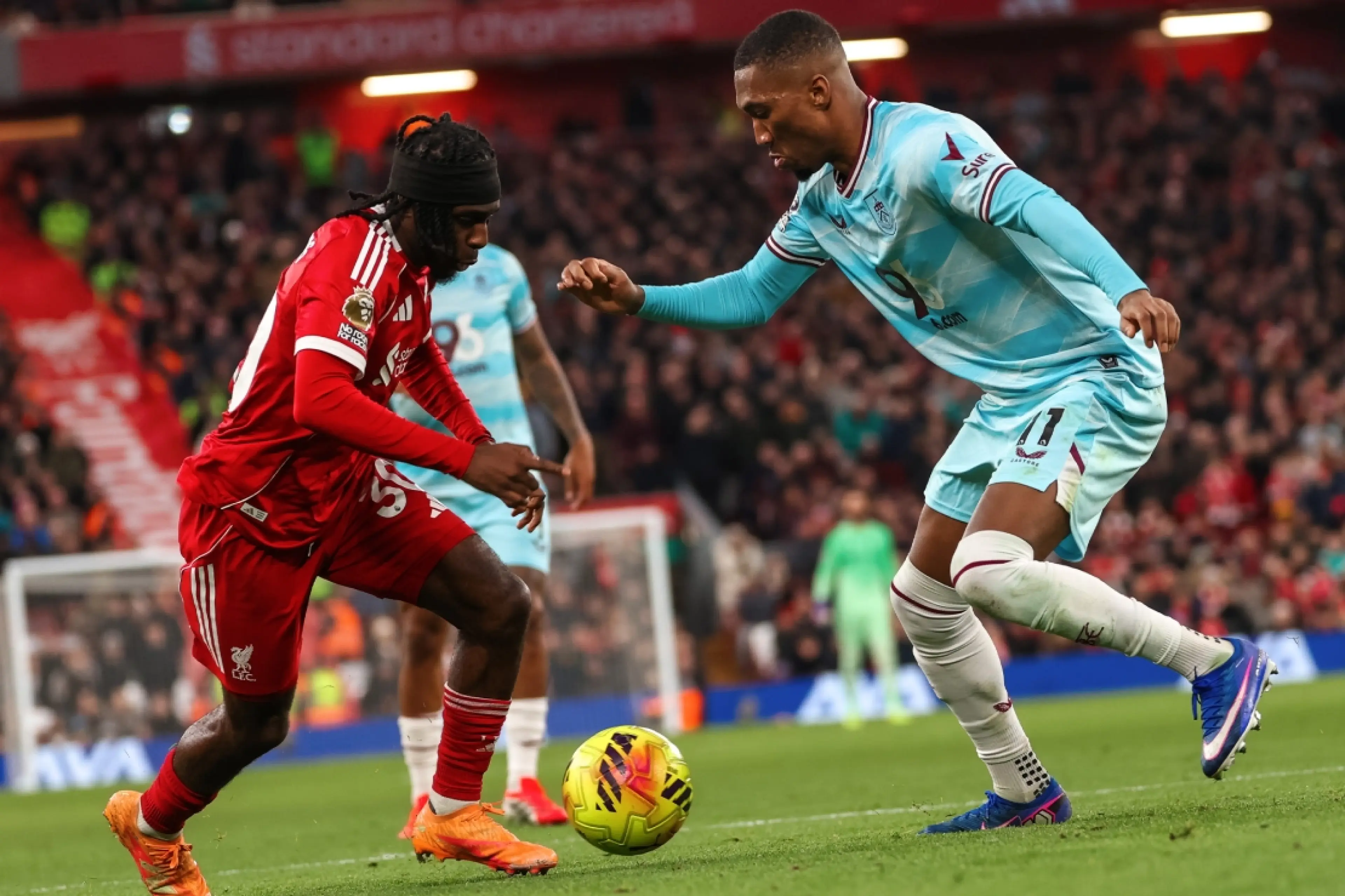 Liverpool vs Burnley - Resumen