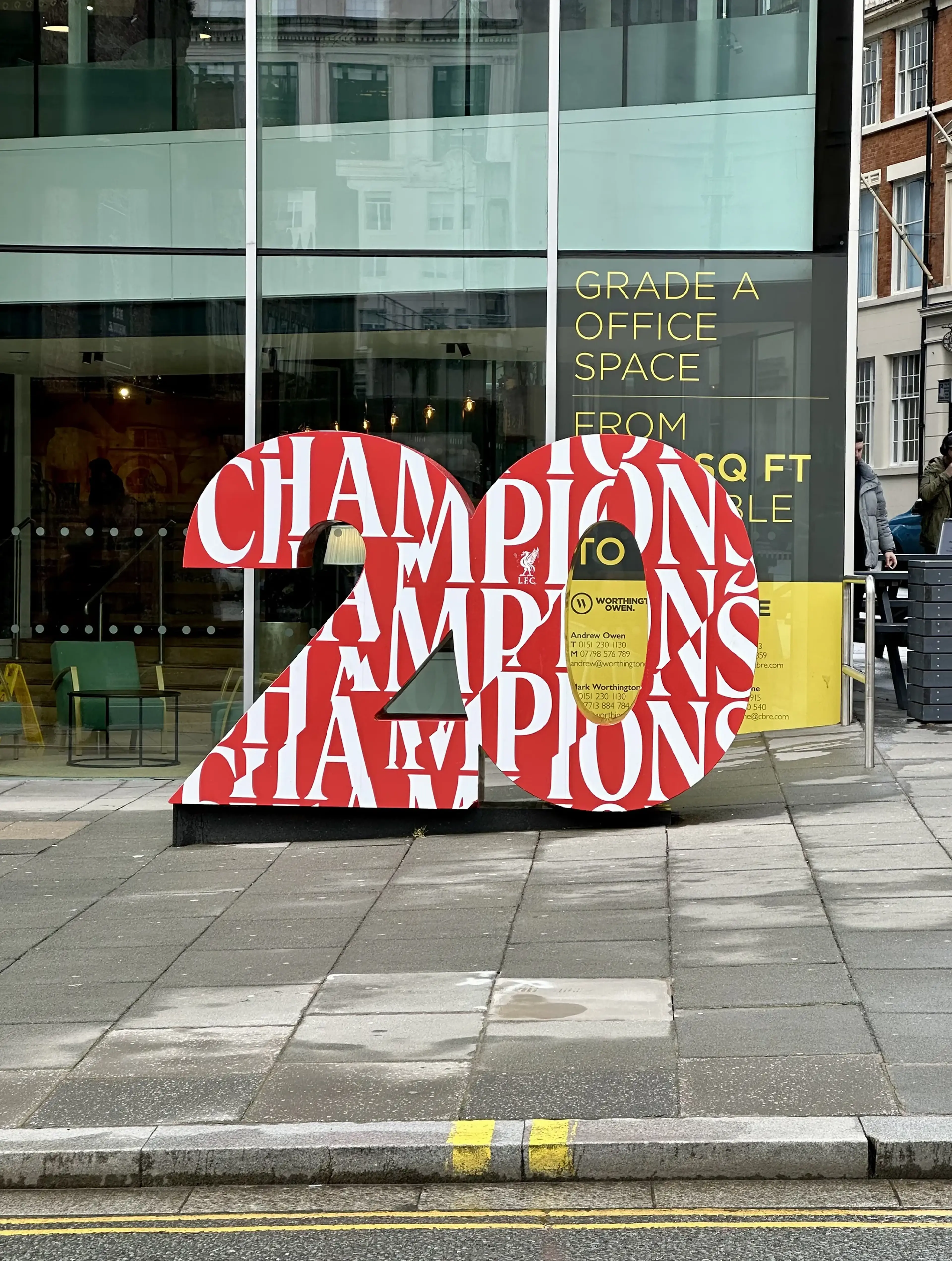 Liverpool, 20 veces. campeón